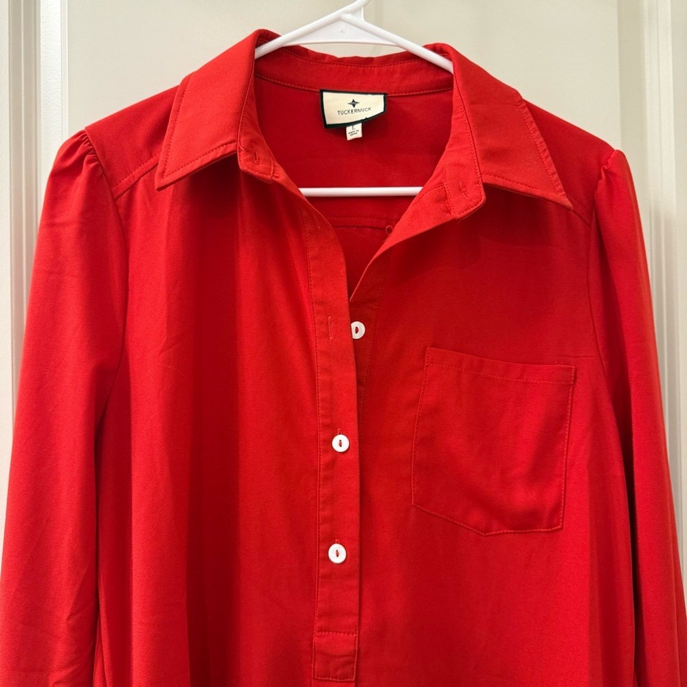 Tuckernuck Callahan Shirt Dress Red Crepe Swing Ruffle Hem Pockets Size Large - Picture 3 of 8